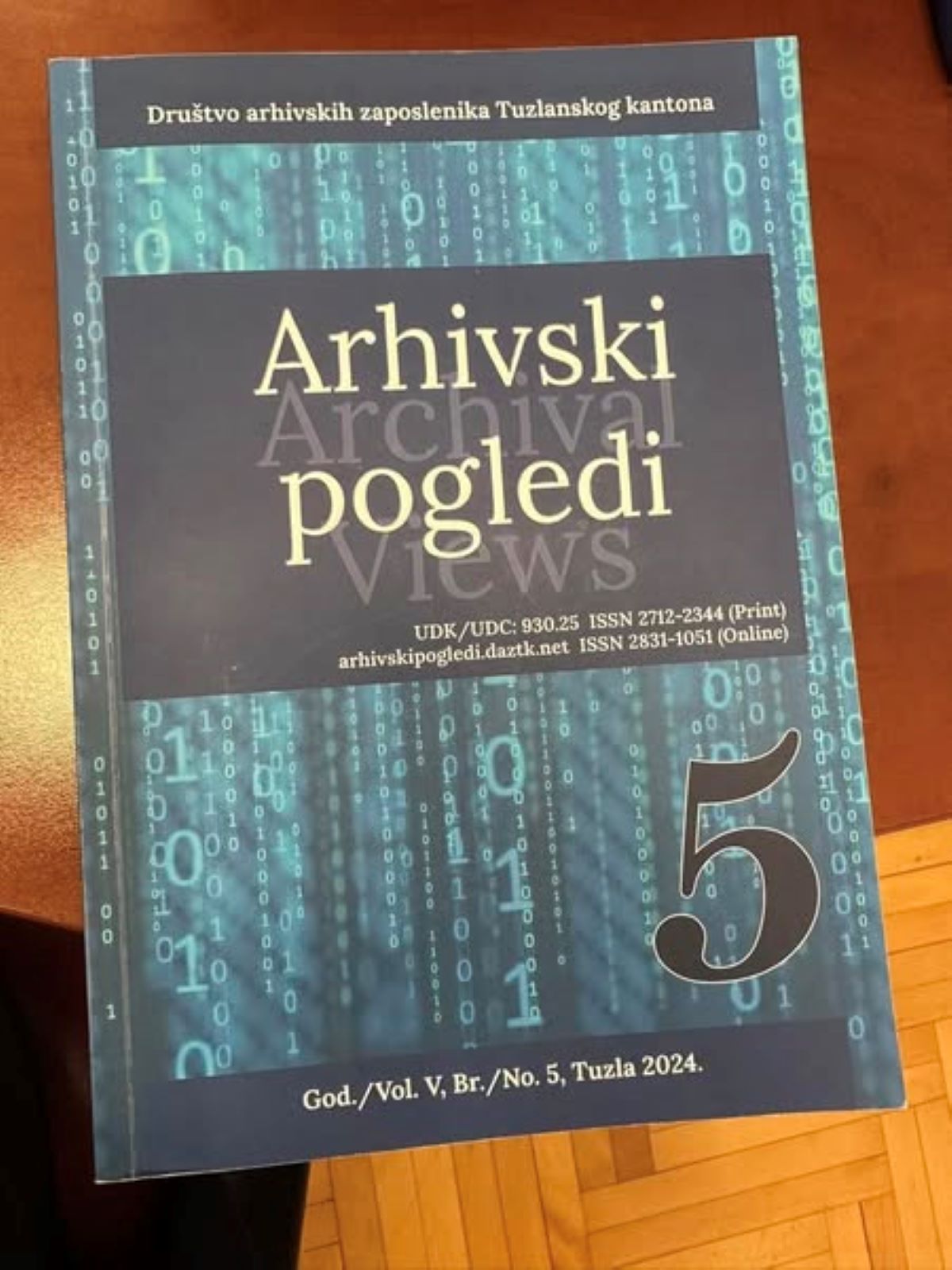 U petom broju časopisa “Arhivski pogledi”, koji izdaje Društvo arhivskih zaposlenika Tuzlanskog kantona, objavljen je osvrt na izložbu i katalog “Naša baština” autora Adnana Hadžiabdića, arhiviste Historijskog arhiva Sarajeva.